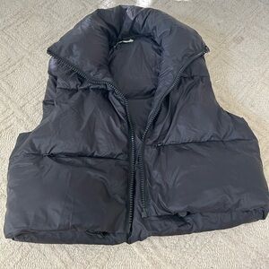 amazon black puffer vest